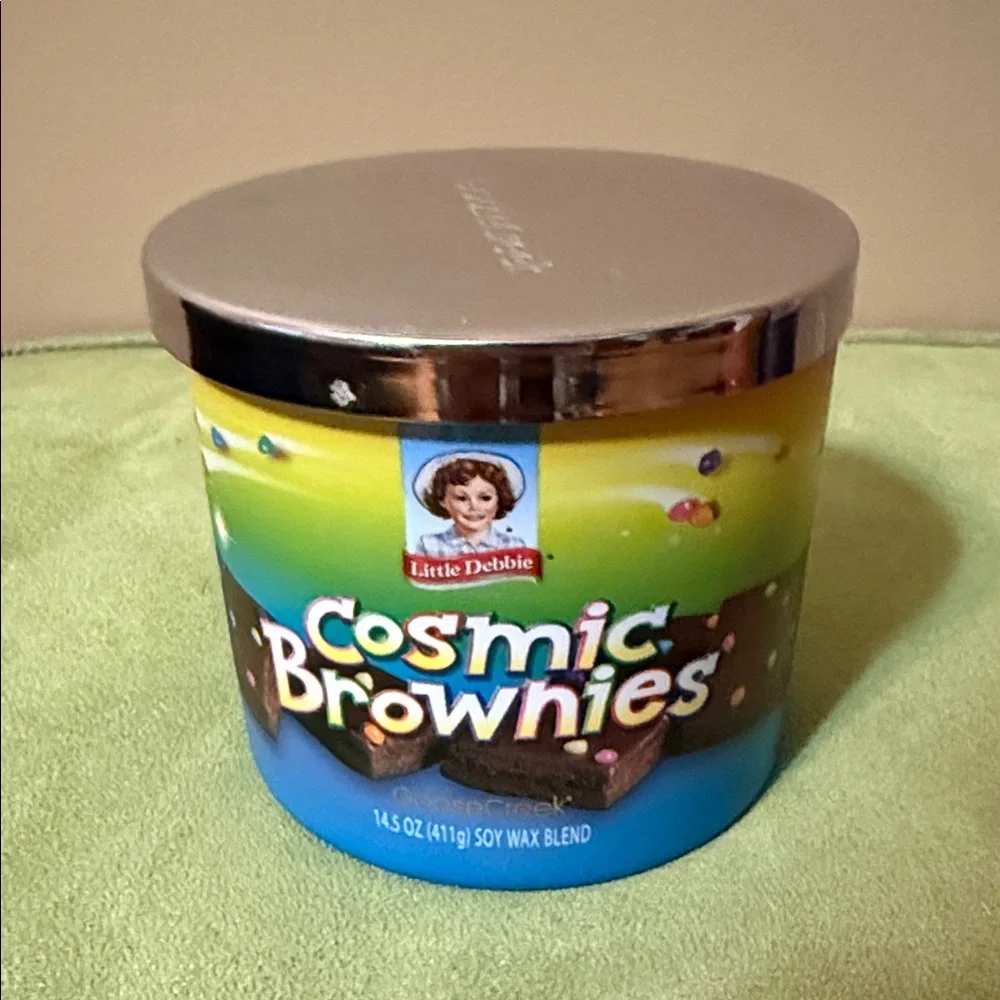 GooseCreek x Little Debbie Cosmic Brownie Candle